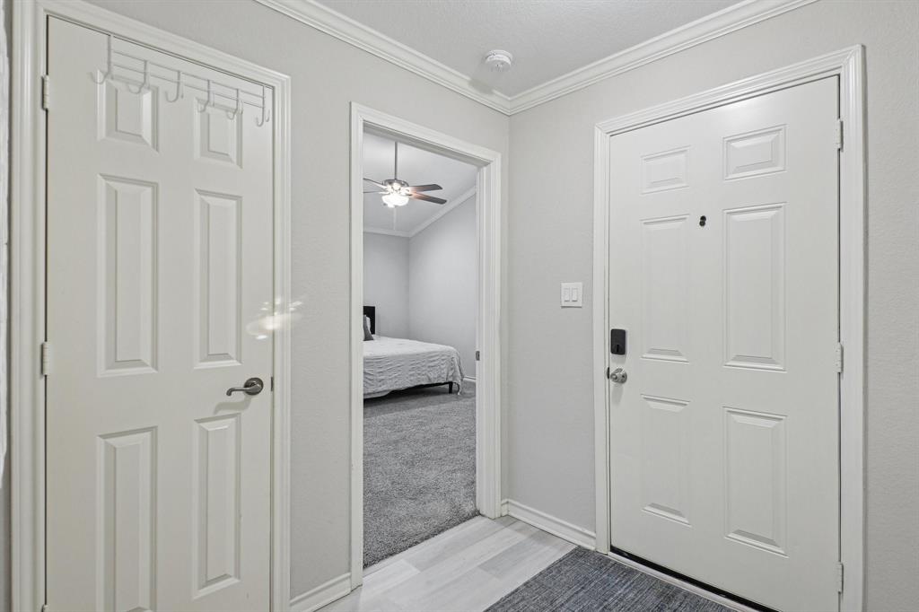 9437 Timberleaf Drive