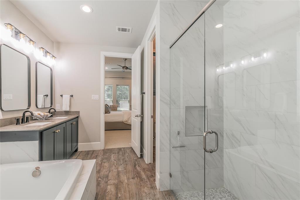 Frisco Railroad Add - Residential