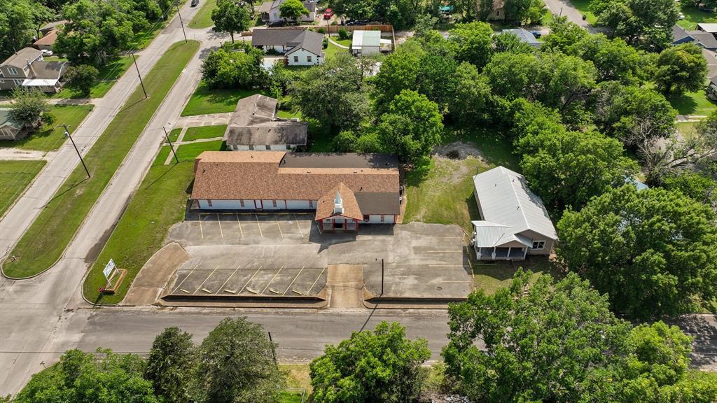 Corsicana - Commercial Sale