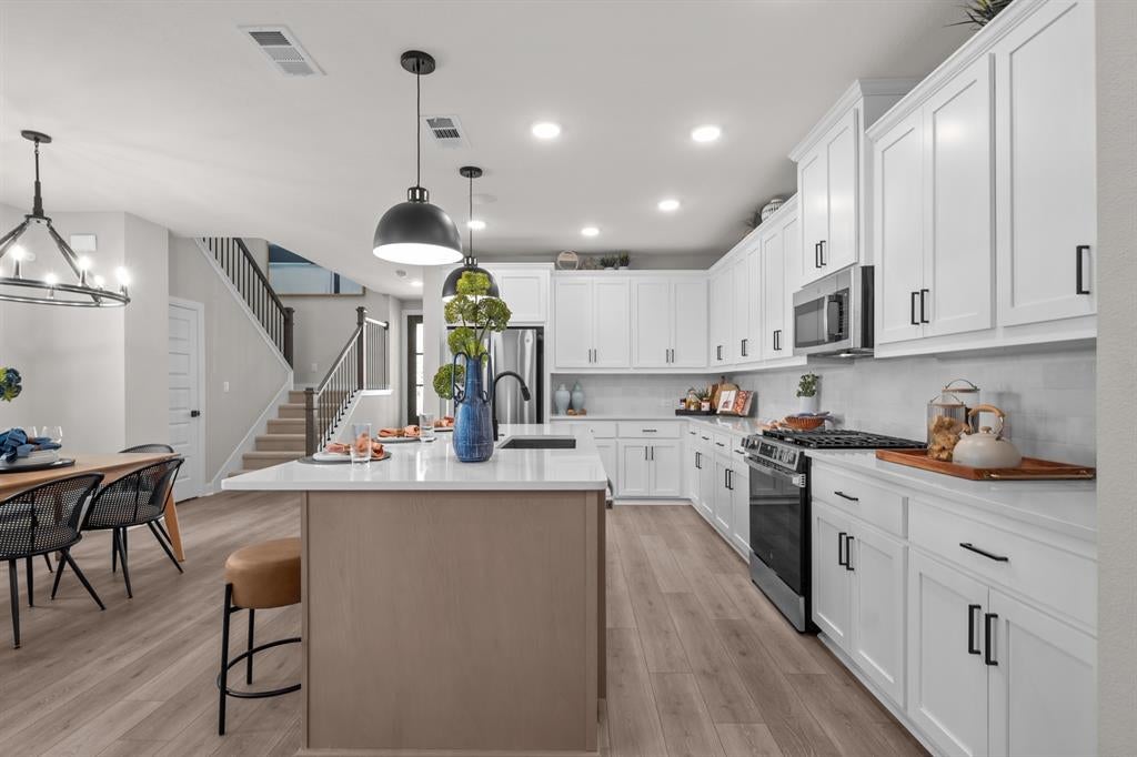 9408 Laurel Wreath Drive
