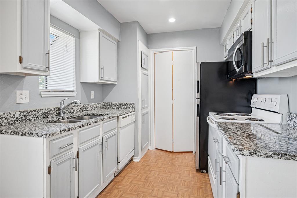 Lake Point Condos - Residential