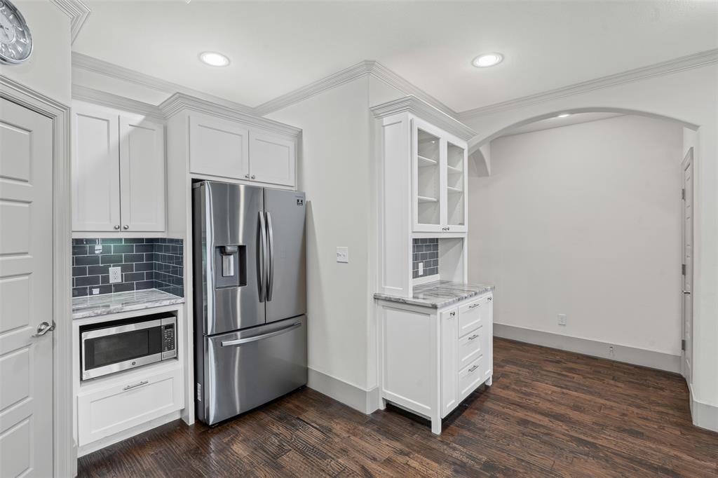 Country Club Heights - Residential