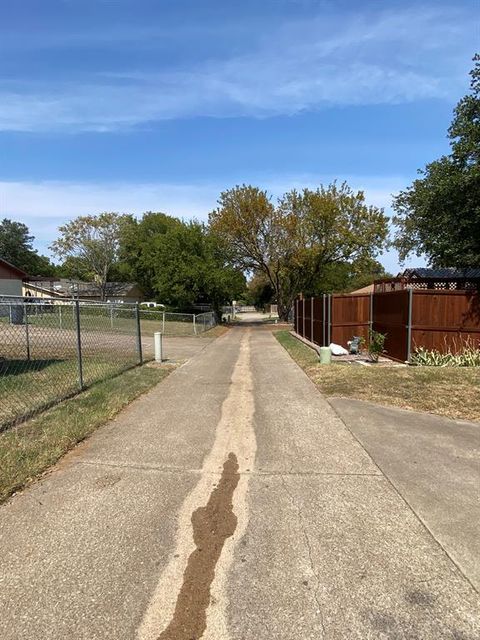 A home in DeSoto