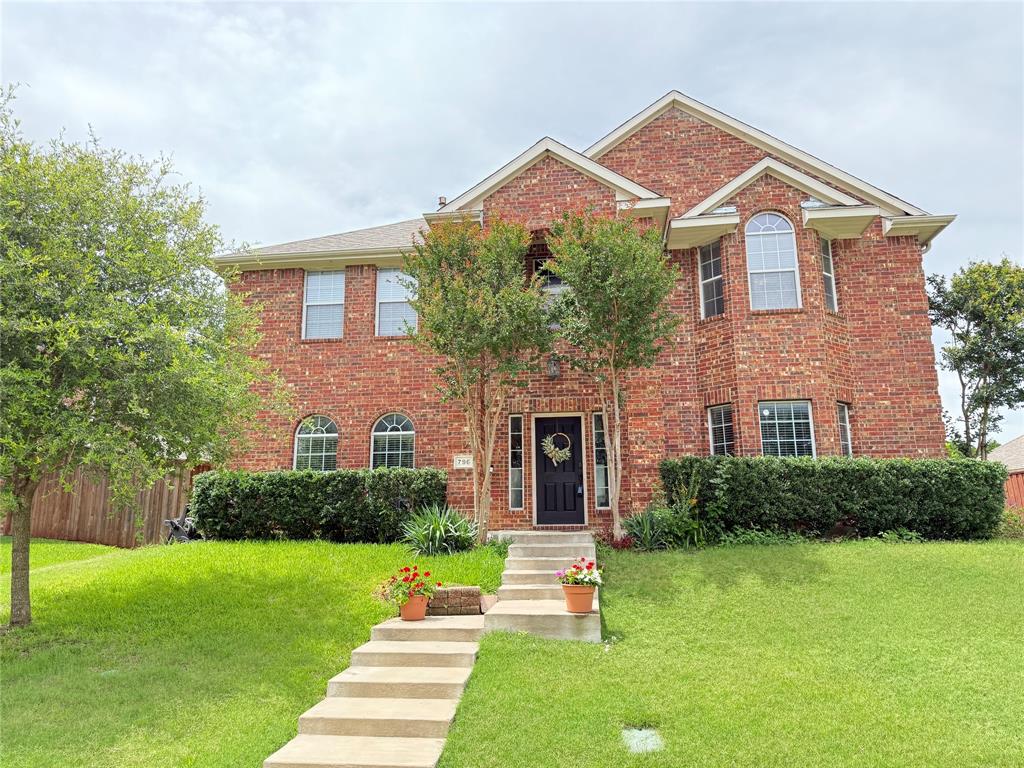 796 Ridge Road W