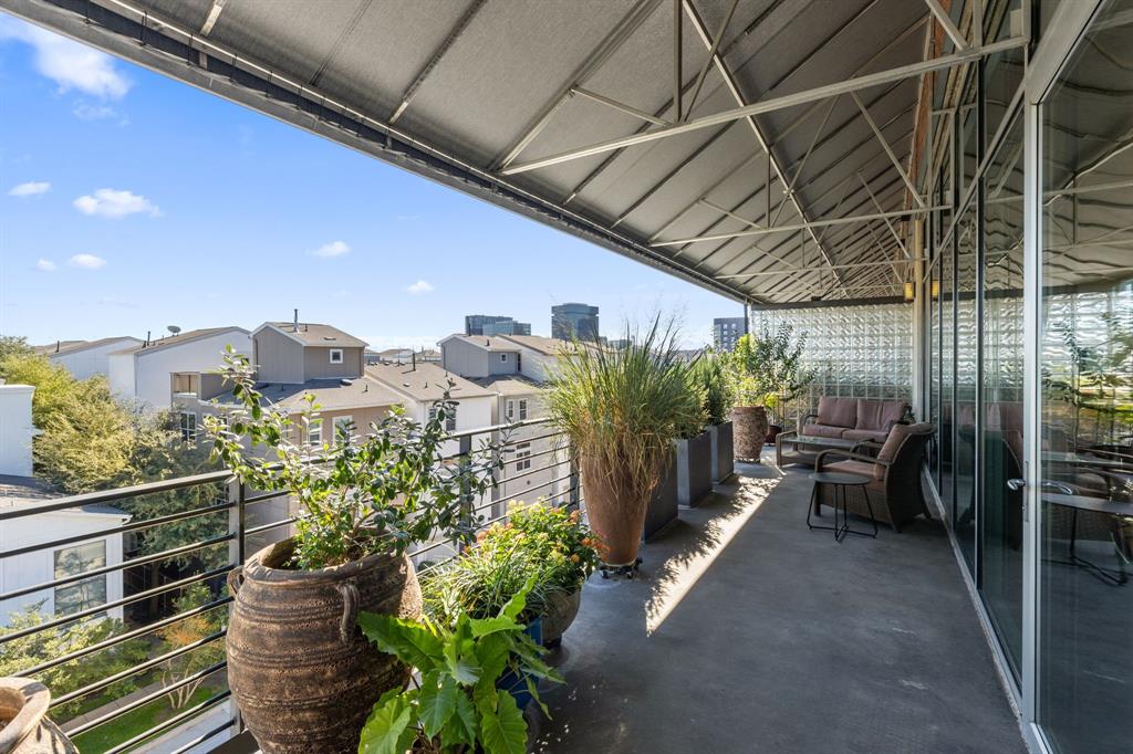 Thirty Thirty Bryan Condominiums - Residential