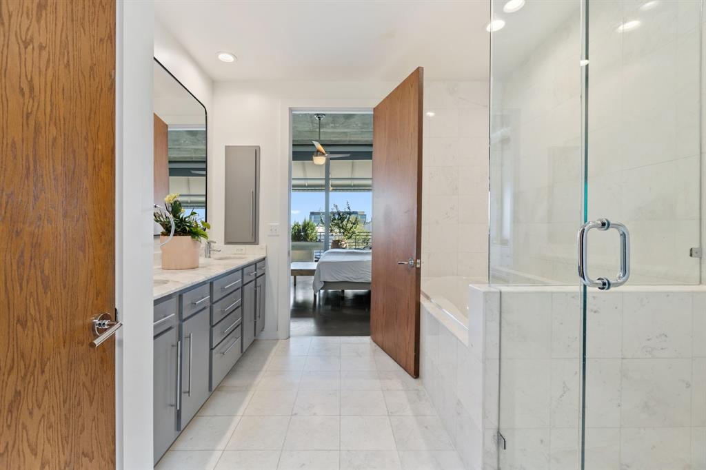 Thirty Thirty Bryan Condominiums - Residential