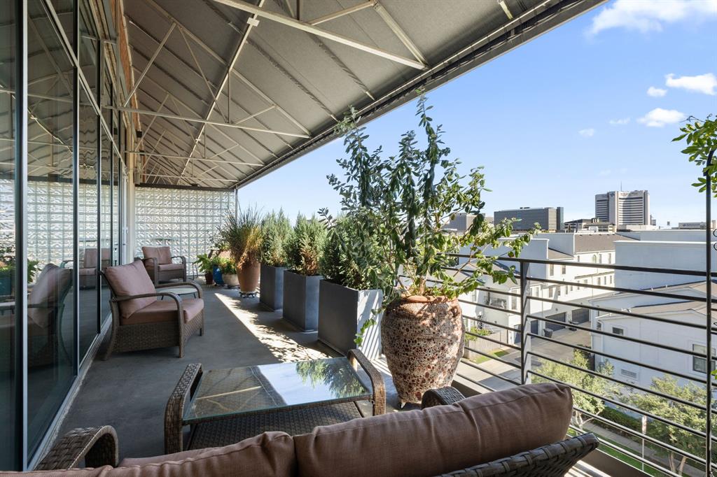 Thirty Thirty Bryan Condominiums - Residential