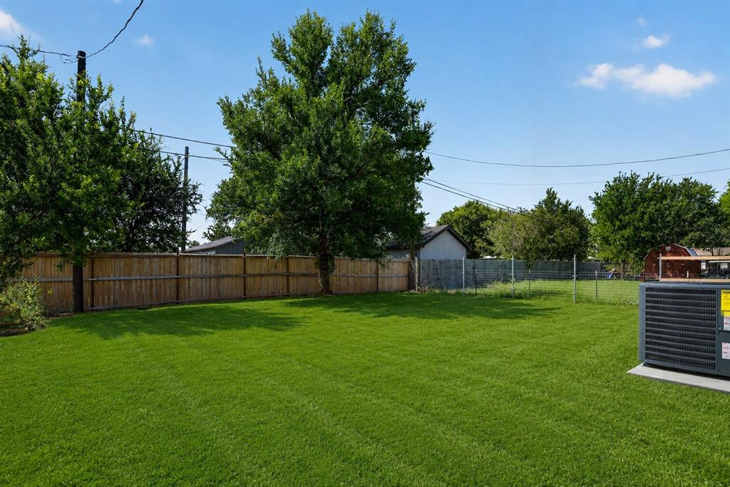 Oak Trail Shores - Residential