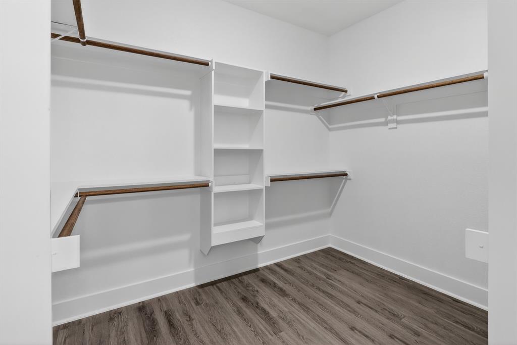 Oak Trail Shores - Residential