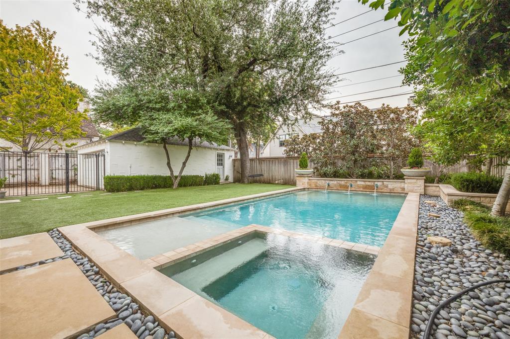 Caruth Hills Add Sec 01 - Residential