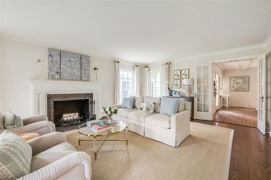 Caruth Hills Add Sec 01 - Residential