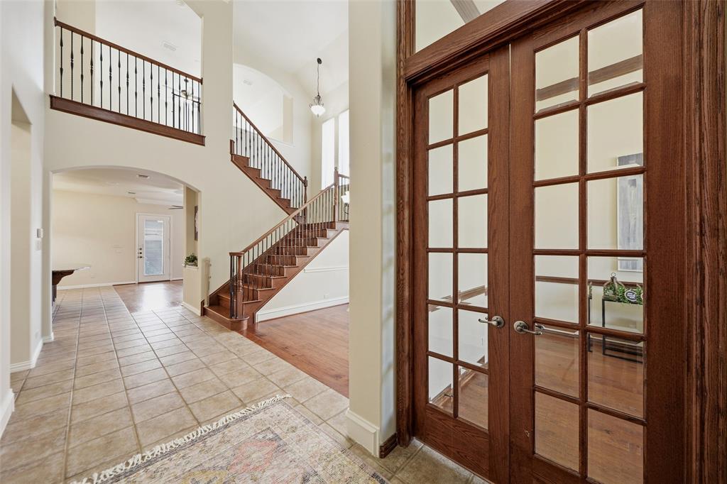 919 Panther Lane