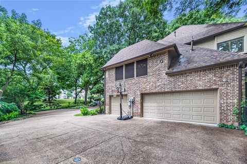 A home in DeSoto