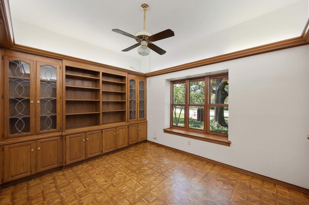 2520 Norwood Drive
