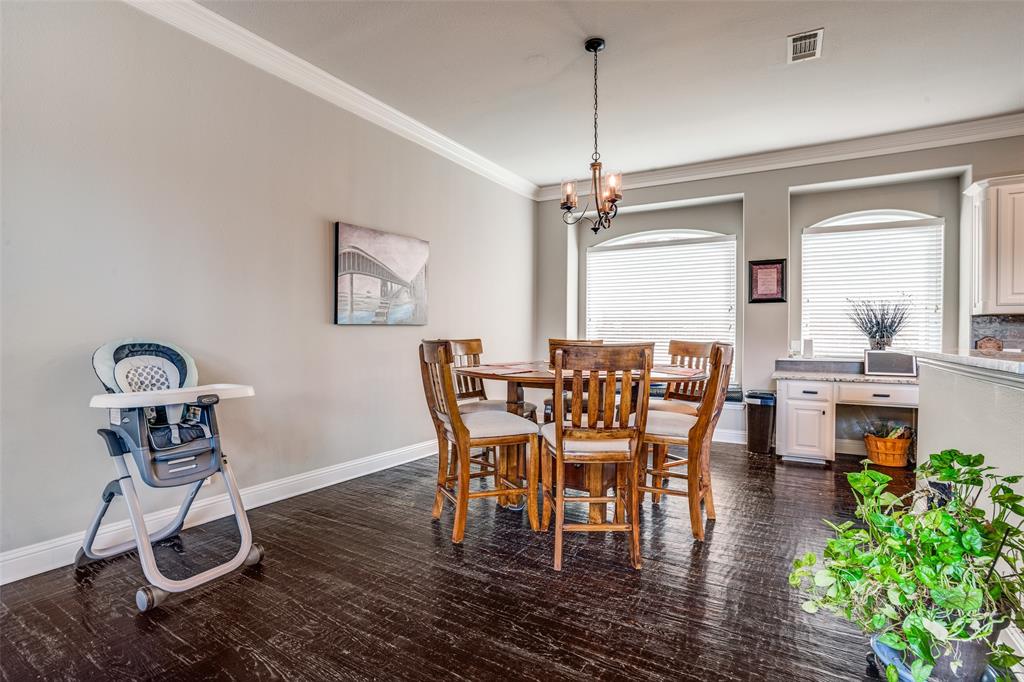 1221 Bridgeway Lane