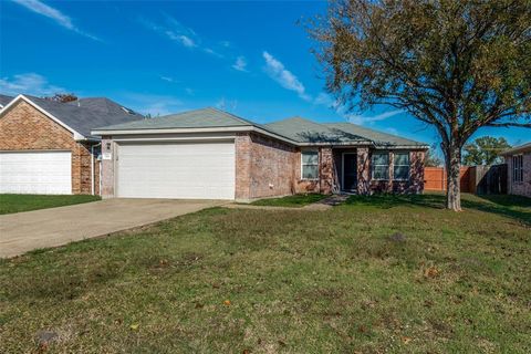 124 Stanford Forney TX 75126