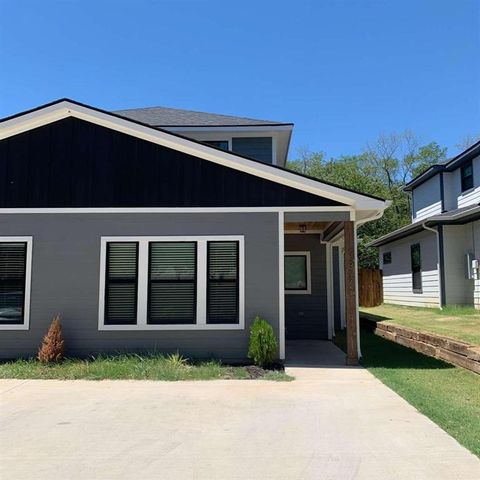 Photo of 1317 S 5th Avenue #1317, Denison, TX 75021 (MLS # 21325560)
