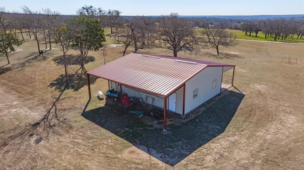 Photo of 1303 Private Road 1485, Hico, TX 76457 (MLS # 21187858)