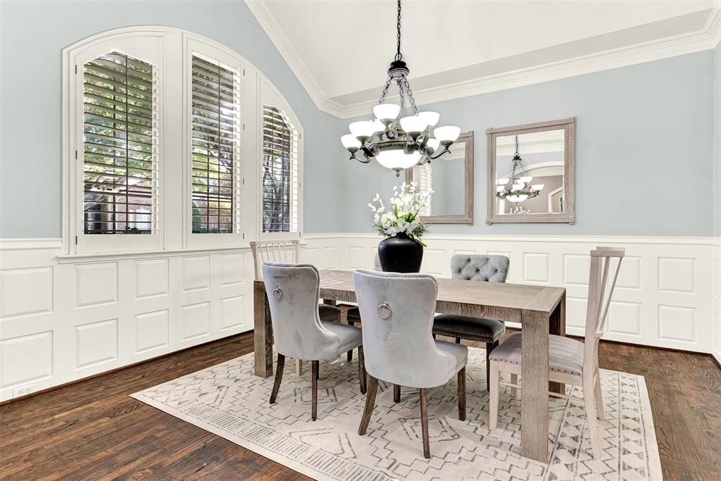 5045 SILVER LAKE Drive