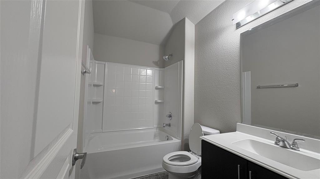 Heartland Prcl Five - Residential Lease