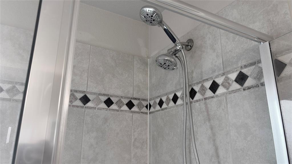 Heartland Prcl Five - Residential Lease