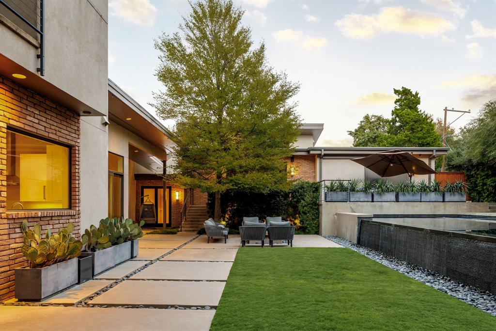 Janmar Circle - Residential