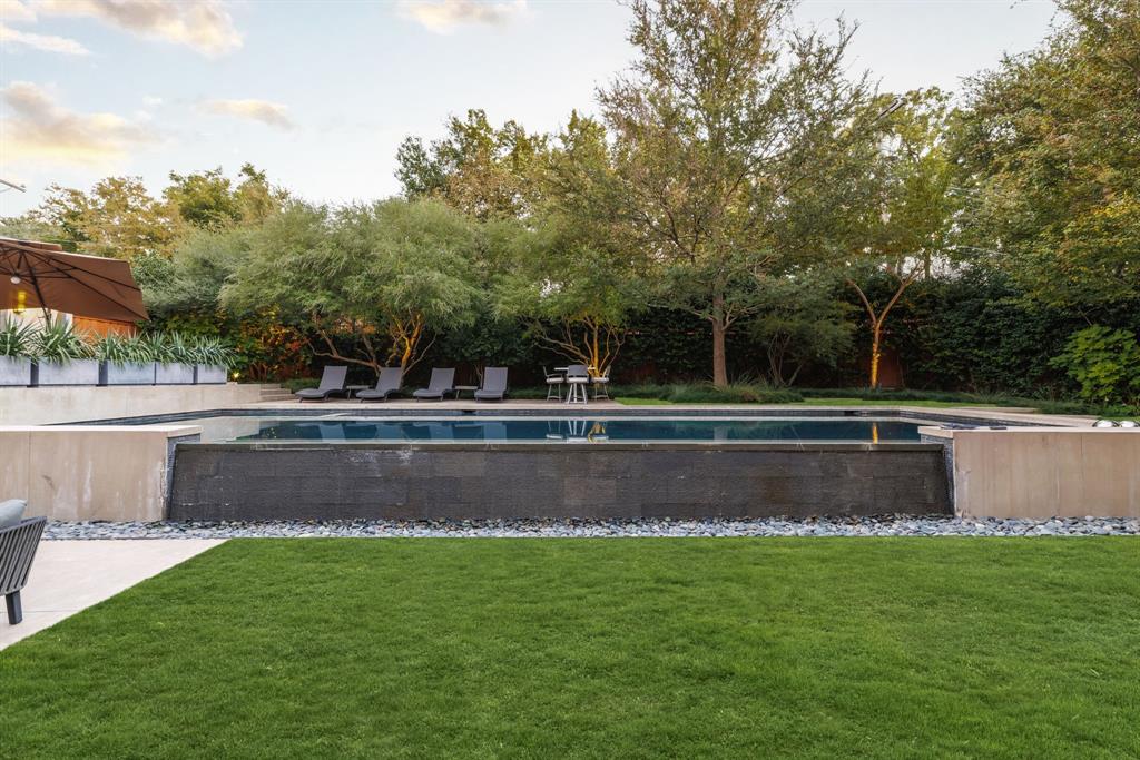 Janmar Circle - Residential