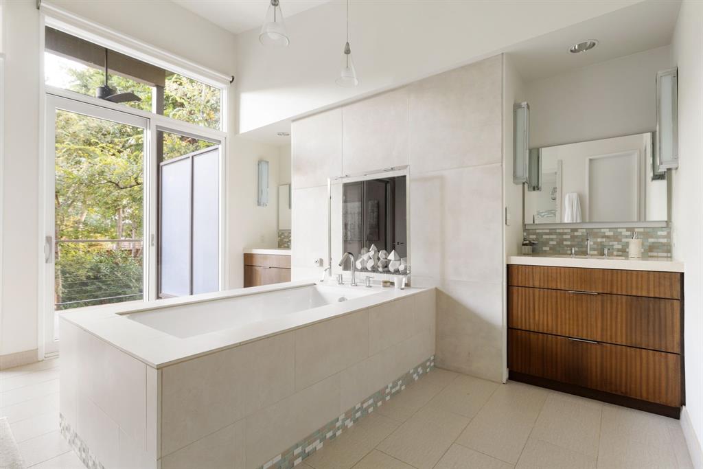 Janmar Circle - Residential