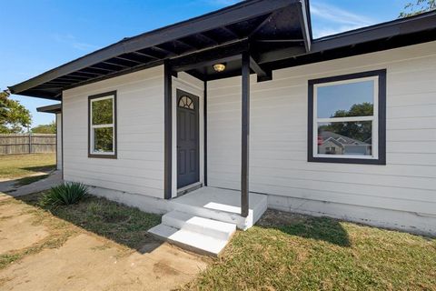 3509 S Hughes Avenue Fort Worth TX 76119
