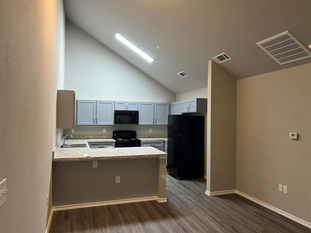 Photo 6 of 12 of 6108 Abrams Road 224 condo
