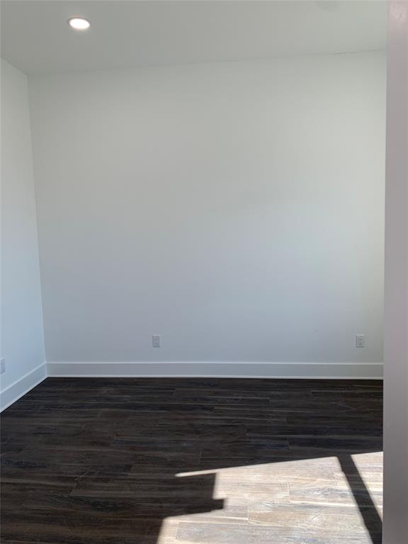 Runaway Bay Unit 1 - Residential
