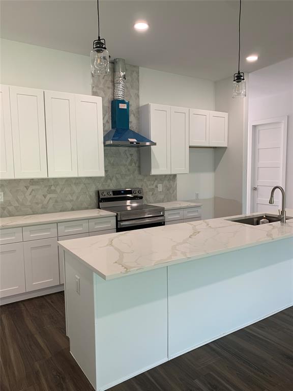 Runaway Bay Unit 1 - Residential