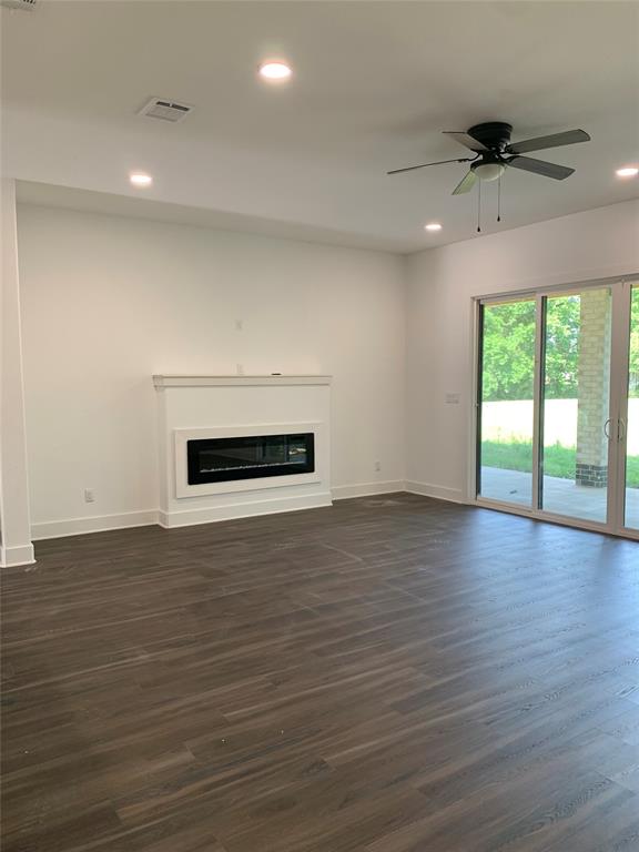 Runaway Bay Unit 1 - Residential