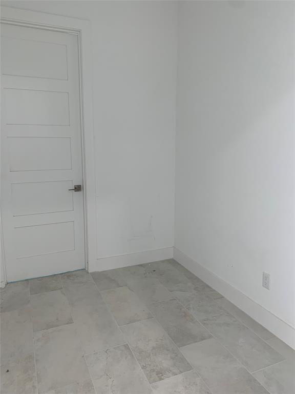 Runaway Bay Unit 1 - Residential