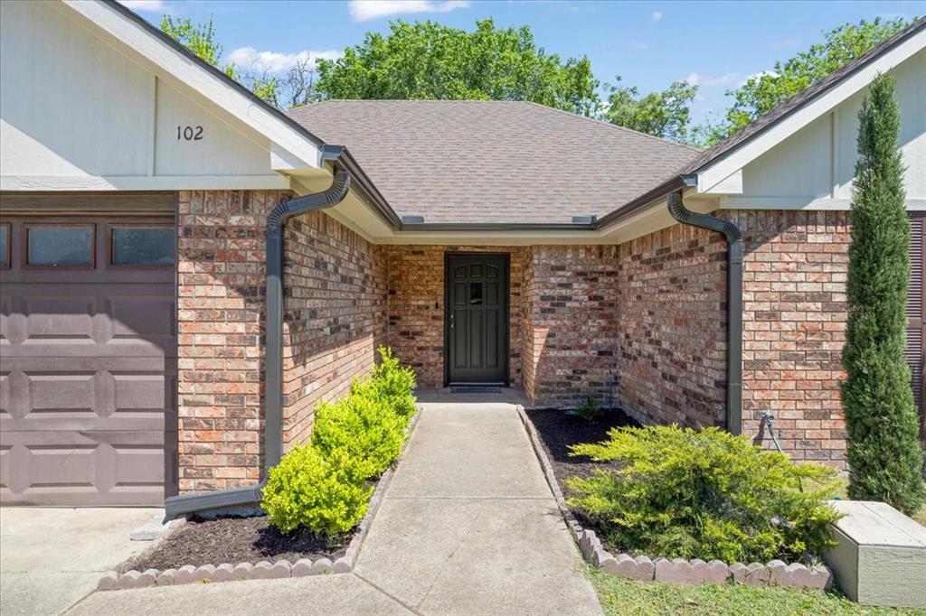102 Park Circle