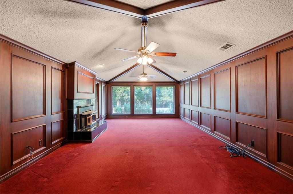 840 Meadowview Lane