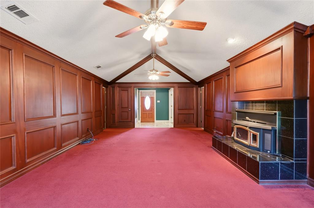 840 Meadowview Lane