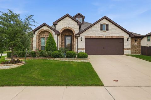 Photo of 313 Bluebell Drive, Glenn Heights, TX 75154 (MLS # 21254523)