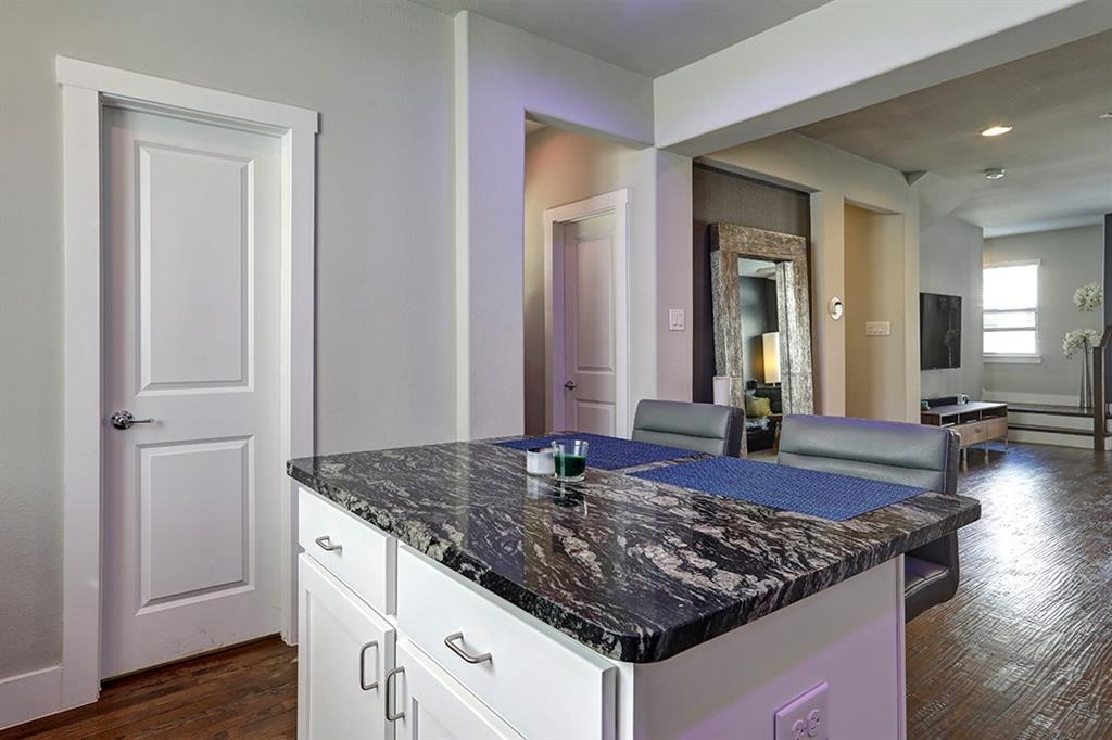 Exall Twnhms - Residential Lease