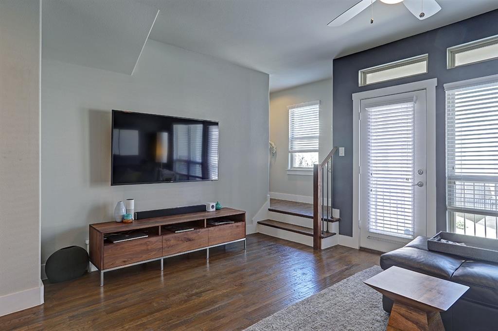 Exall Twnhms - Residential Lease