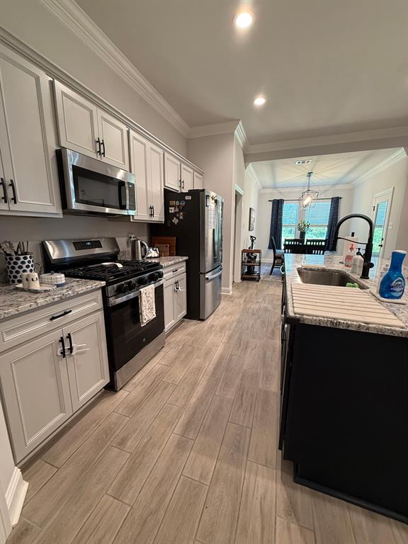 308 Hendry Drive