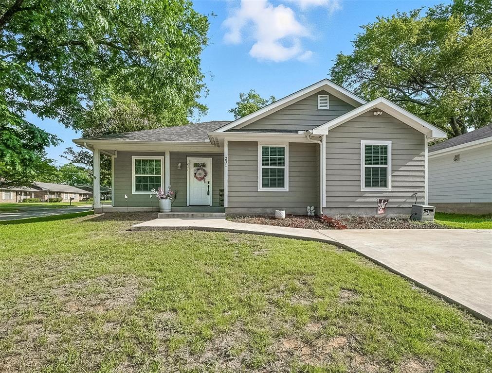 Stewarts 1st Add - Residential