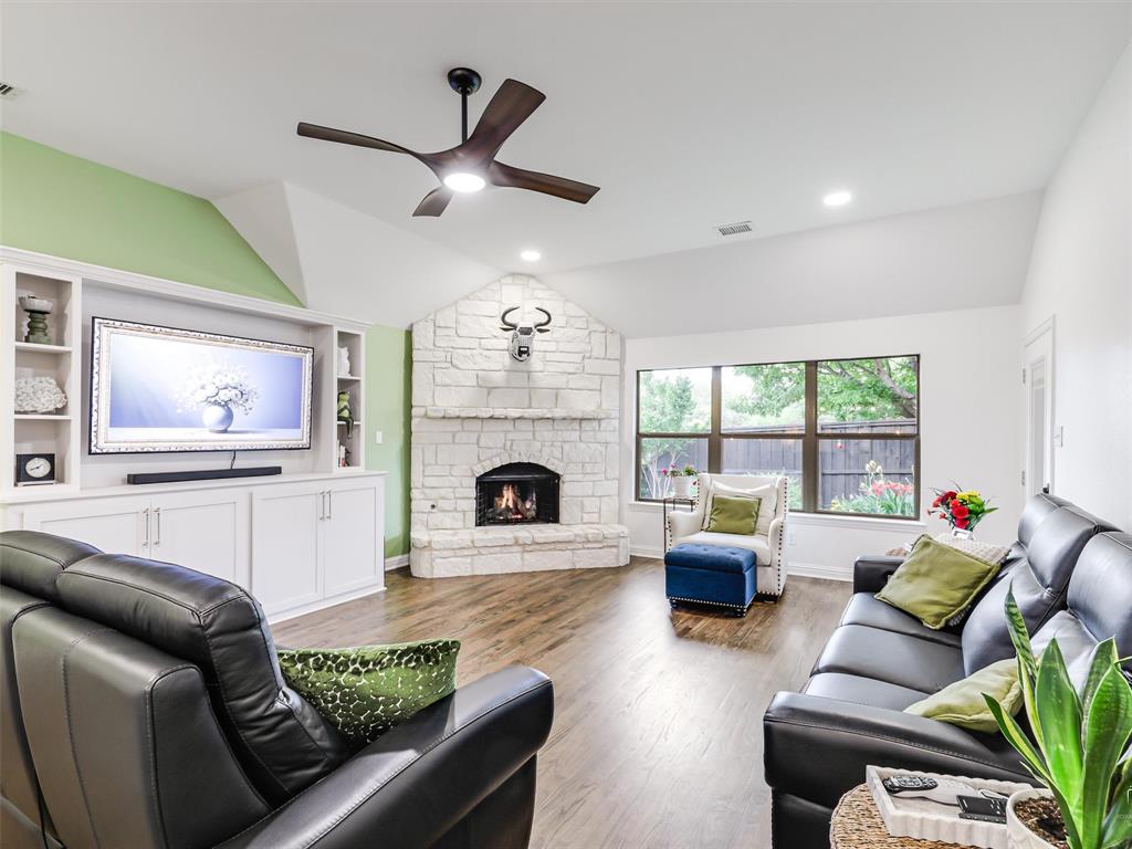 7401 Cobblestone Court