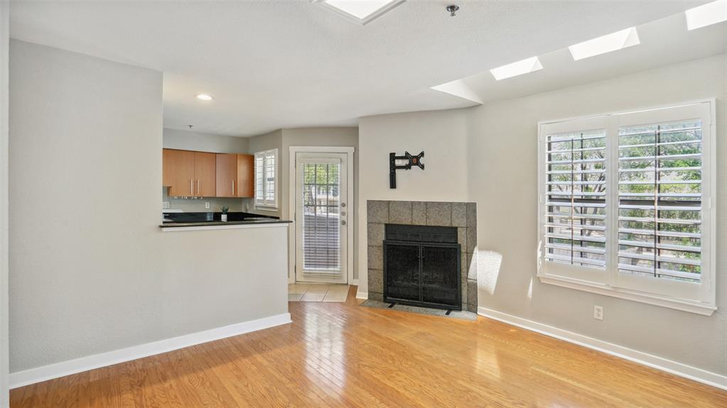 3901 Travis Street 230