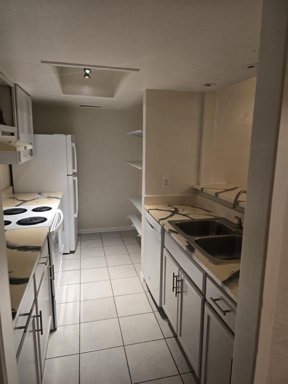 Las Colonitas Condo - Residential