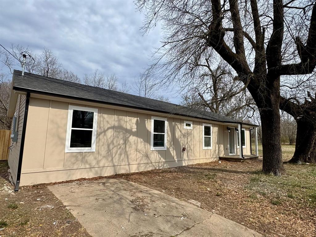 1844 W Houston Street