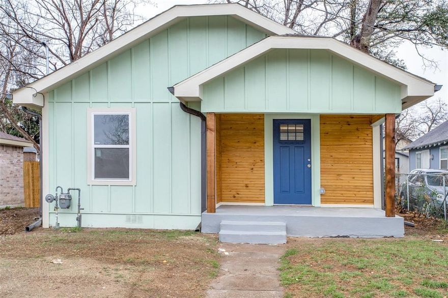 This charming-fully renovated home is move-in ready. The home features 4-bedrooms, 2-full baths, laminate floors and updated kitchen, bathrooms and spacious bedrooms. Full washer and dryer connections.

Located in South Dallas Fair park area just minutes from Downtown Dallas, nearby highways, walking distance to Charles Rice Elementary and minutes from Dr. MLK JR arts academy, this home is an ideal first time home or investment!
