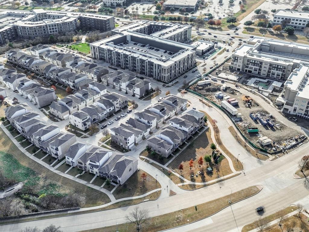 Commodore At Preston - Residential