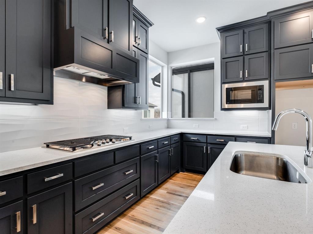 Commodore At Preston - Residential