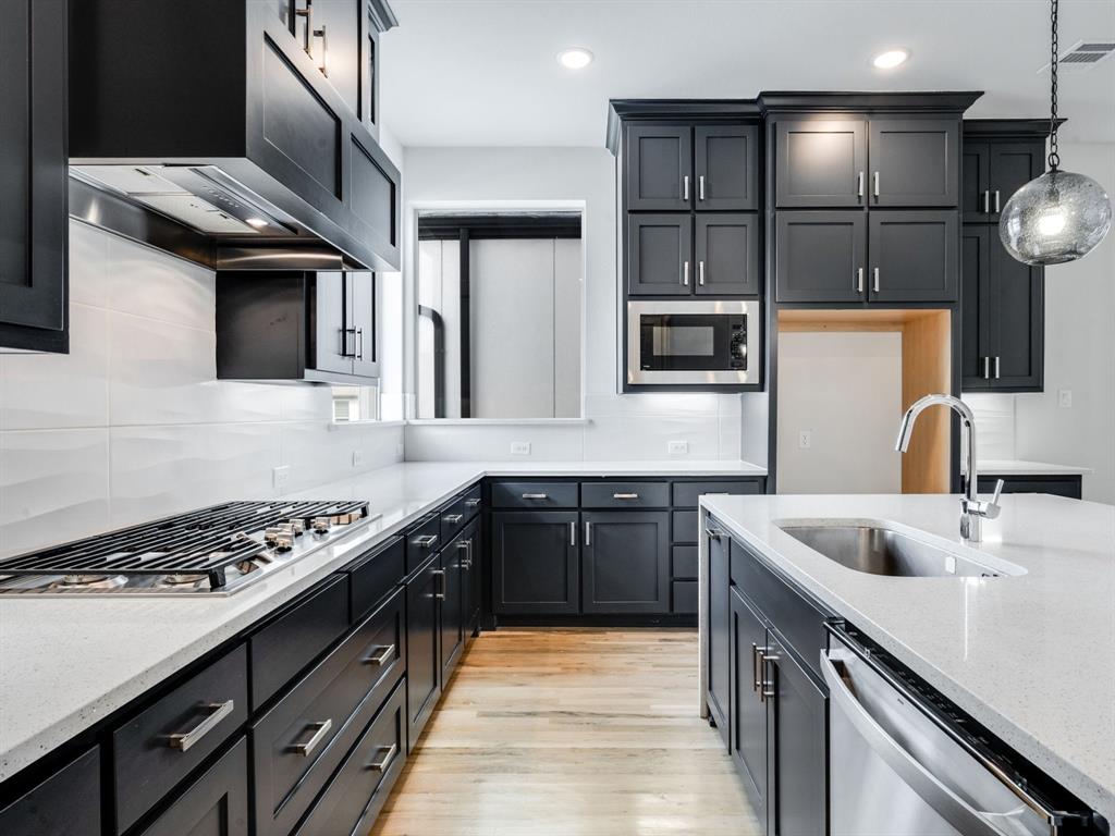 Commodore At Preston - Residential